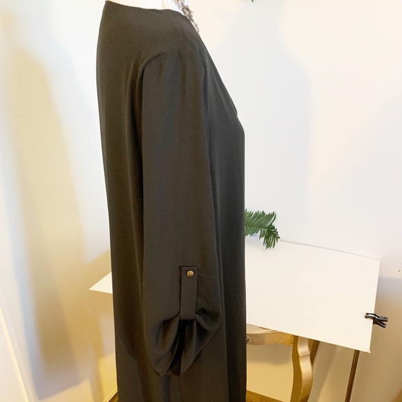 - Soprano Black Dress! Button up sleeve! Size Large - Picture 6 of 8